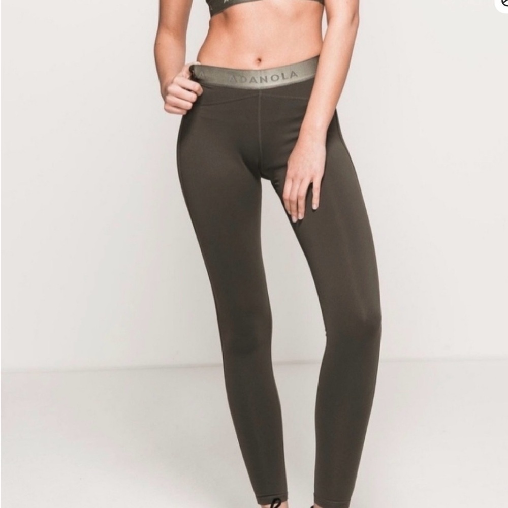 Adanola Women's Olive Green Leggings